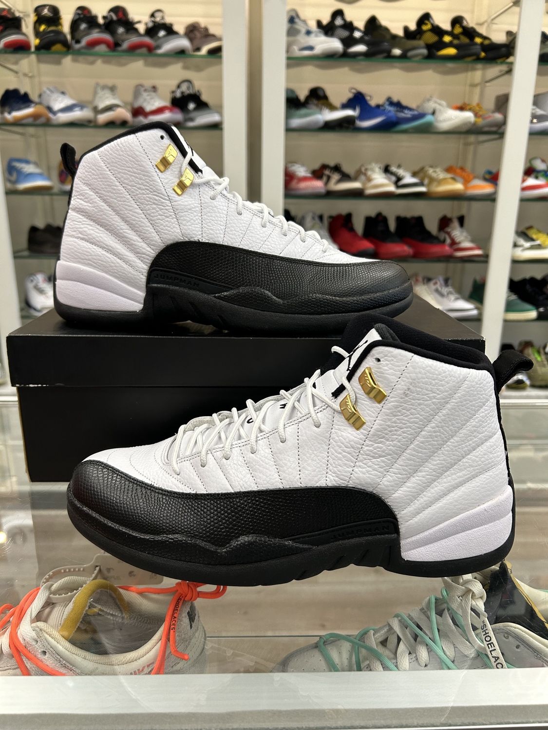 Jordan 12 Retro Taxi (2013) - Pre-Owned, Product Condition: Pre-Owned, Shoe Size: US M 11.5