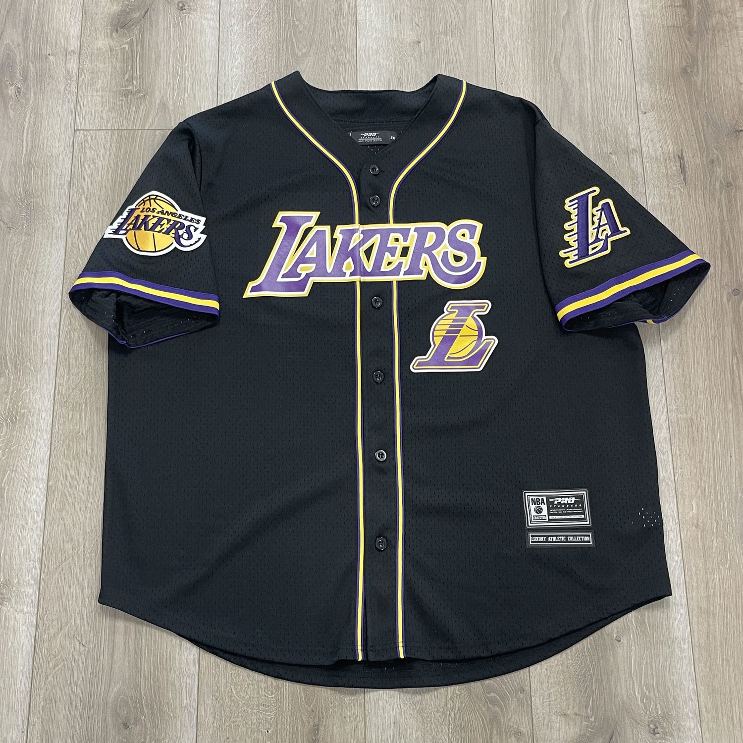 Pro Standard Los Angeles Lakers Logo Mesh Button Up Shirt, Clothing Size: XXXL, Product Condition: Pre-Owned