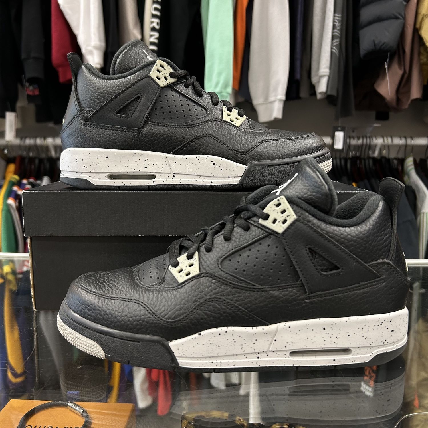 Jordan 4 Retro Oreo (2015) (GS) - Pre-Owned, Product Condition: Pre-Owned, Shoe Size: US 7Y