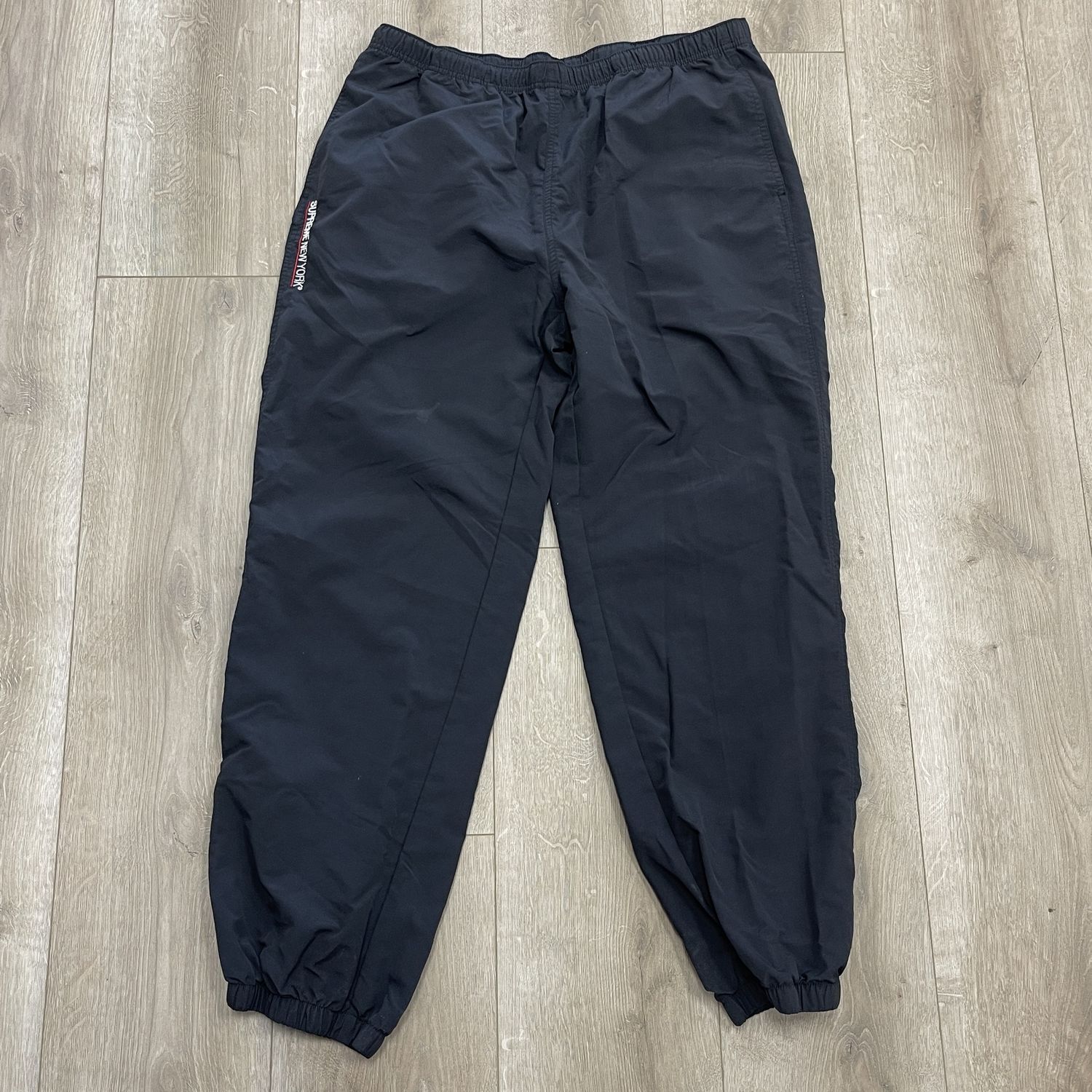Supreme Active Wear Sweatpants Black - Pre-Owned, Clothing Size: XL, Product Condition: Pre-Owned