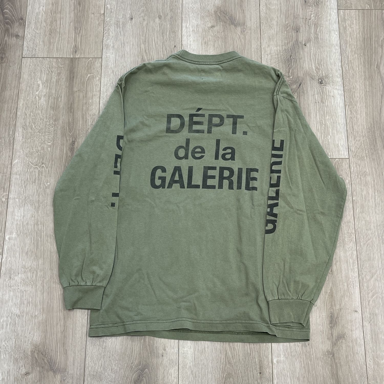 Gallery Dept. Olive Long Sleeve Tee - Pre-Owned
