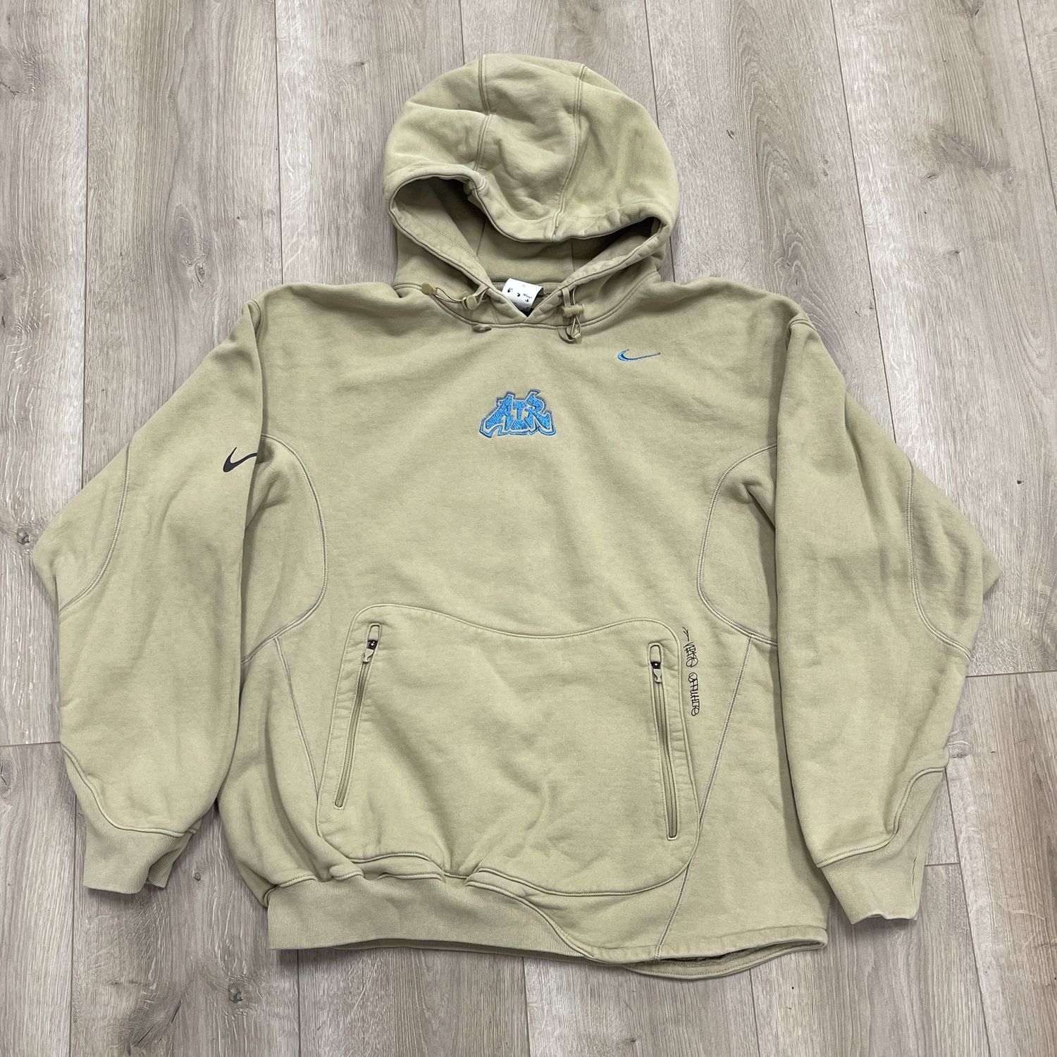 Nike x Off-White Hoodie Green Matcha - Pre-Owned, Clothing Size: M, Product Condition: Pre-Owned