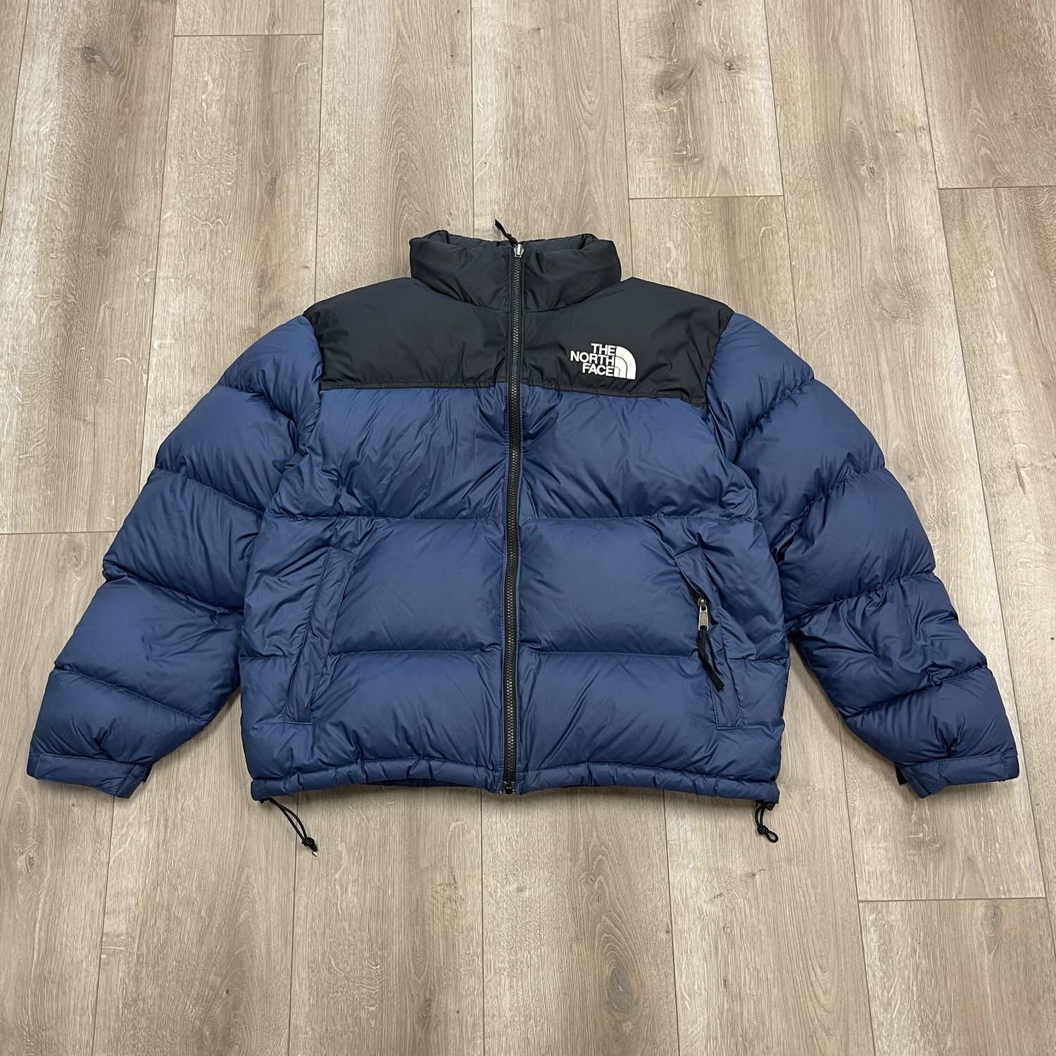 The North Face 1996 Retro Nuptse Print Jacket &#39;Summit Navy&#39; - Pre-Owned, Clothing Size: L, Product Condition: Pre-Owned