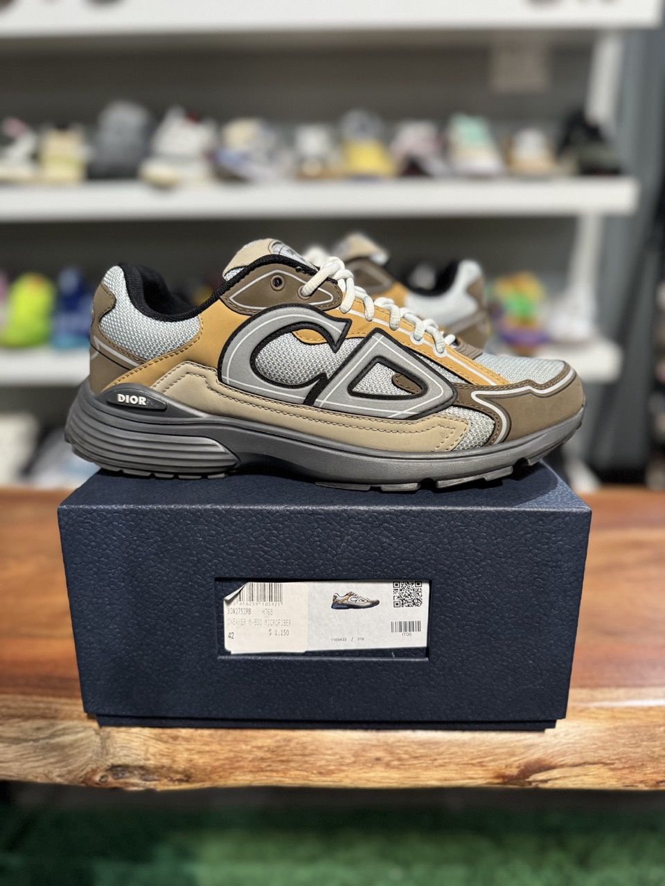 Dior B30 Brown Beige Orange, Product Condition: Pre-Owned, Shoe Size: US M 9