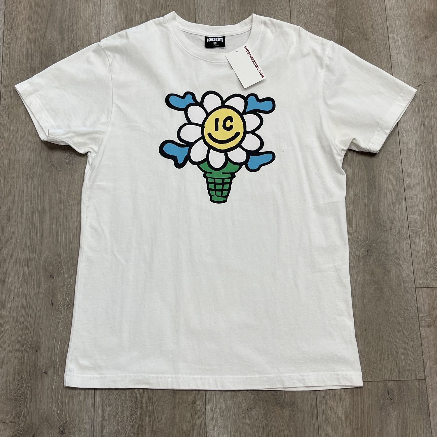Ice Cream Flower Pot Tee White - Pre-Owned, Clothing Size: L, Product Condition: Pre-Owned