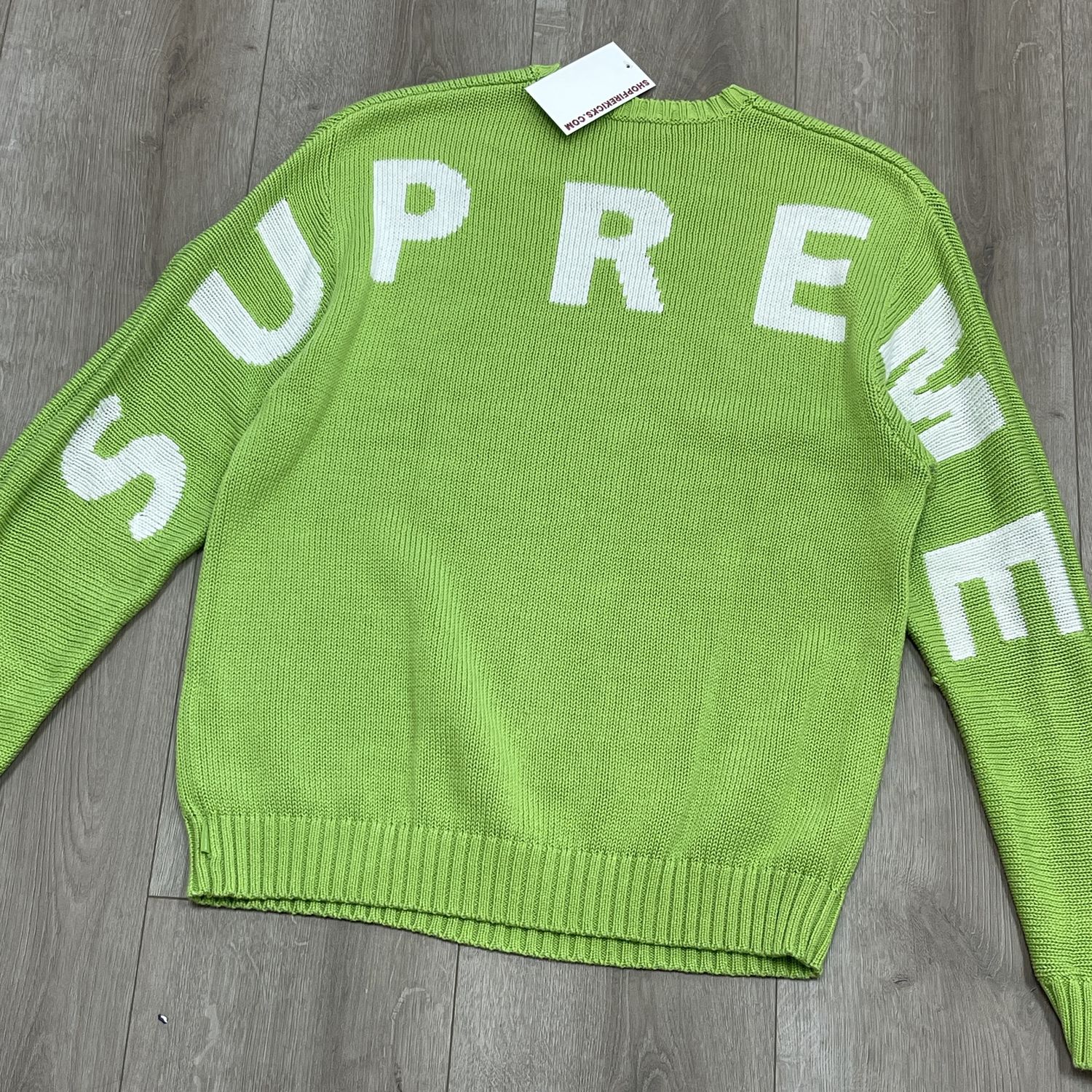 2020 Supreme Back Logo Sweater Green - Pre-Owned, Clothing Size: M, Product Condition: Pre-Owned