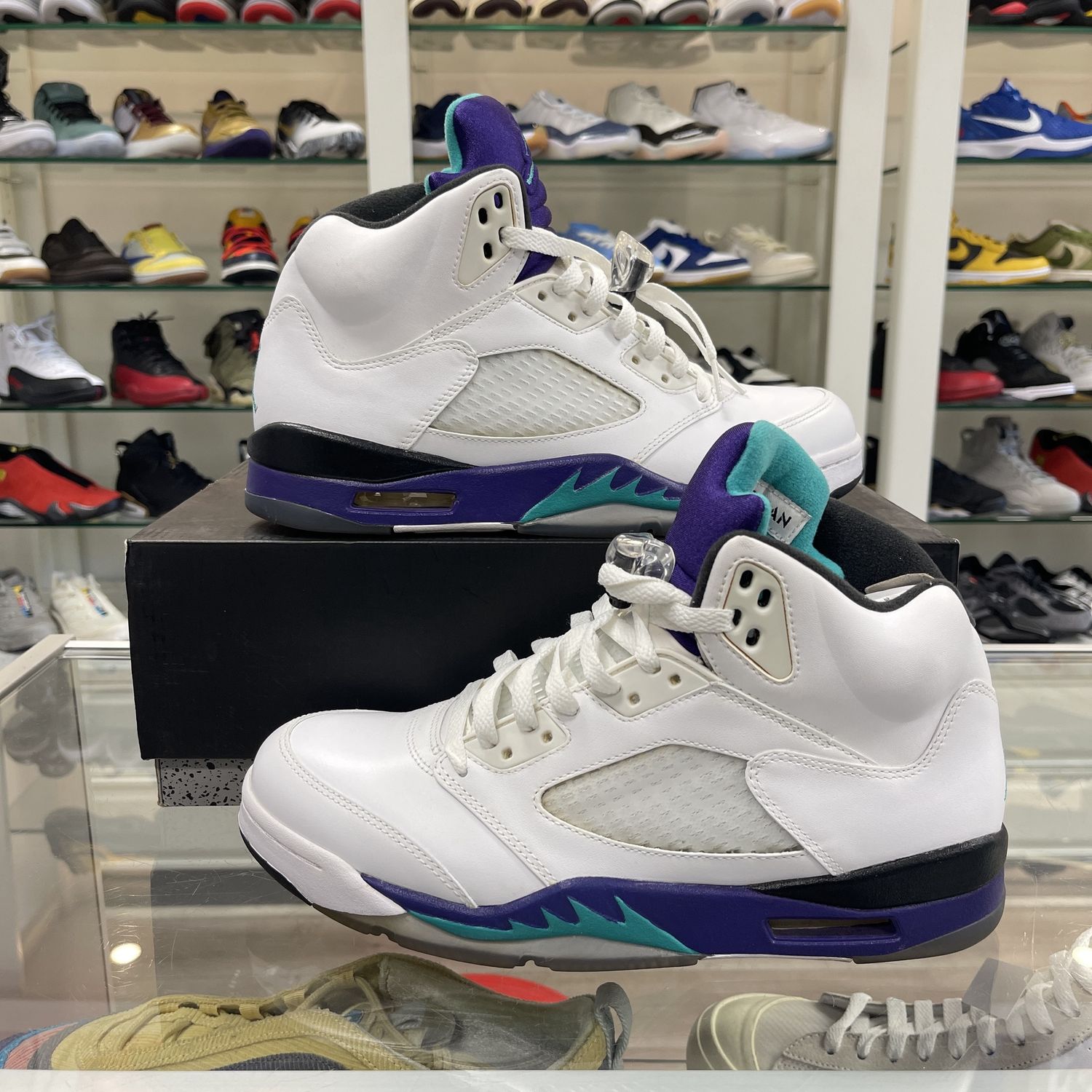 Jordan 5 Retro Grape (2013) • Pre-Owned