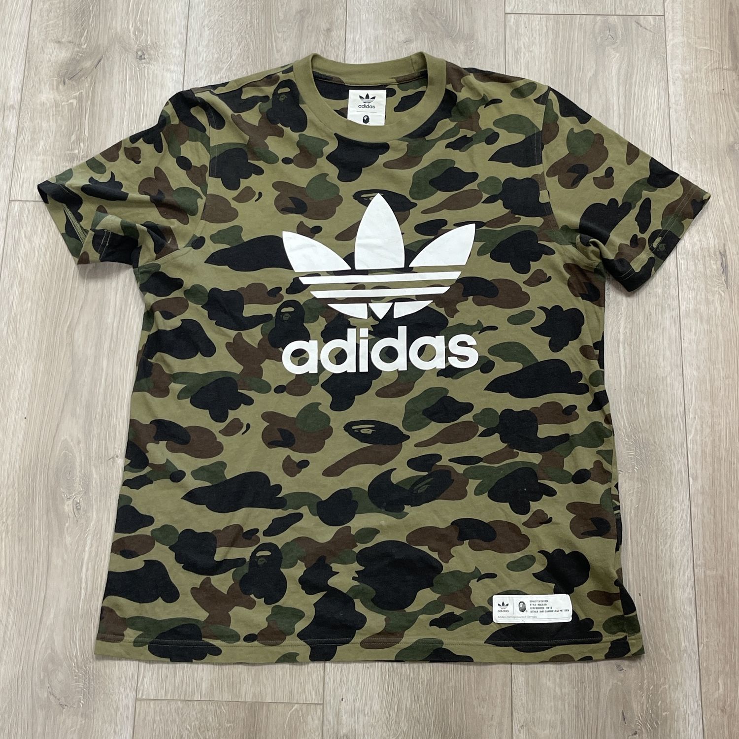 BAPE x adidas adicolor Tee Olive Cargo - Pre-Owned, Clothing Size: L, Product Condition: Pre-Owned