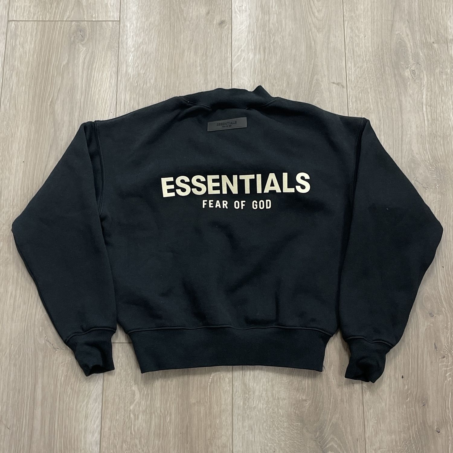 Fear of God Essentials Crewneck Kids Black Cream - Pre-Owned, Clothing Size: 6/7, Product Condition: Pre-Owned