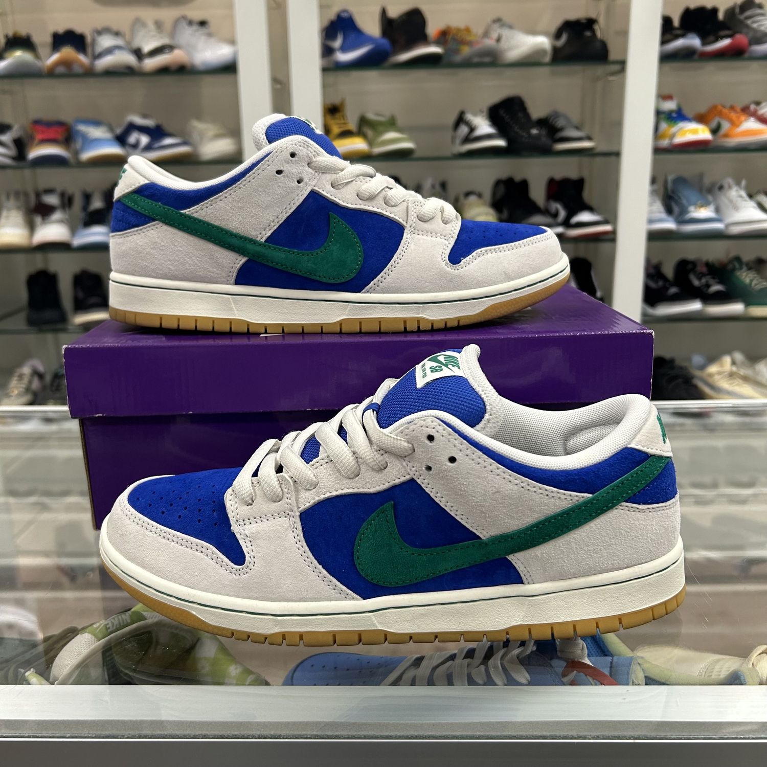 Nike SB Dunk Low Hyper Royal Malachite - Pre-Owned, Product Condition: Pre-Owned, Shoe Size: US M 10