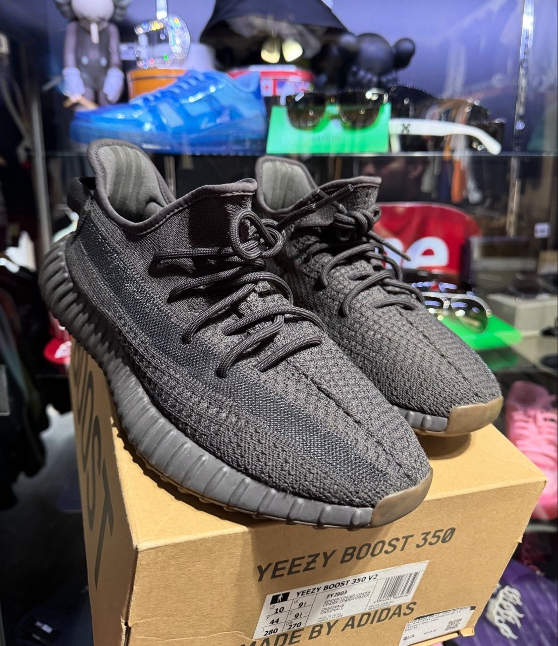adidas Yeezy Boost 350 V2 Cinder - Pre-Owned, Product Condition: Pre-Owned, Shoe Size: US M 10
