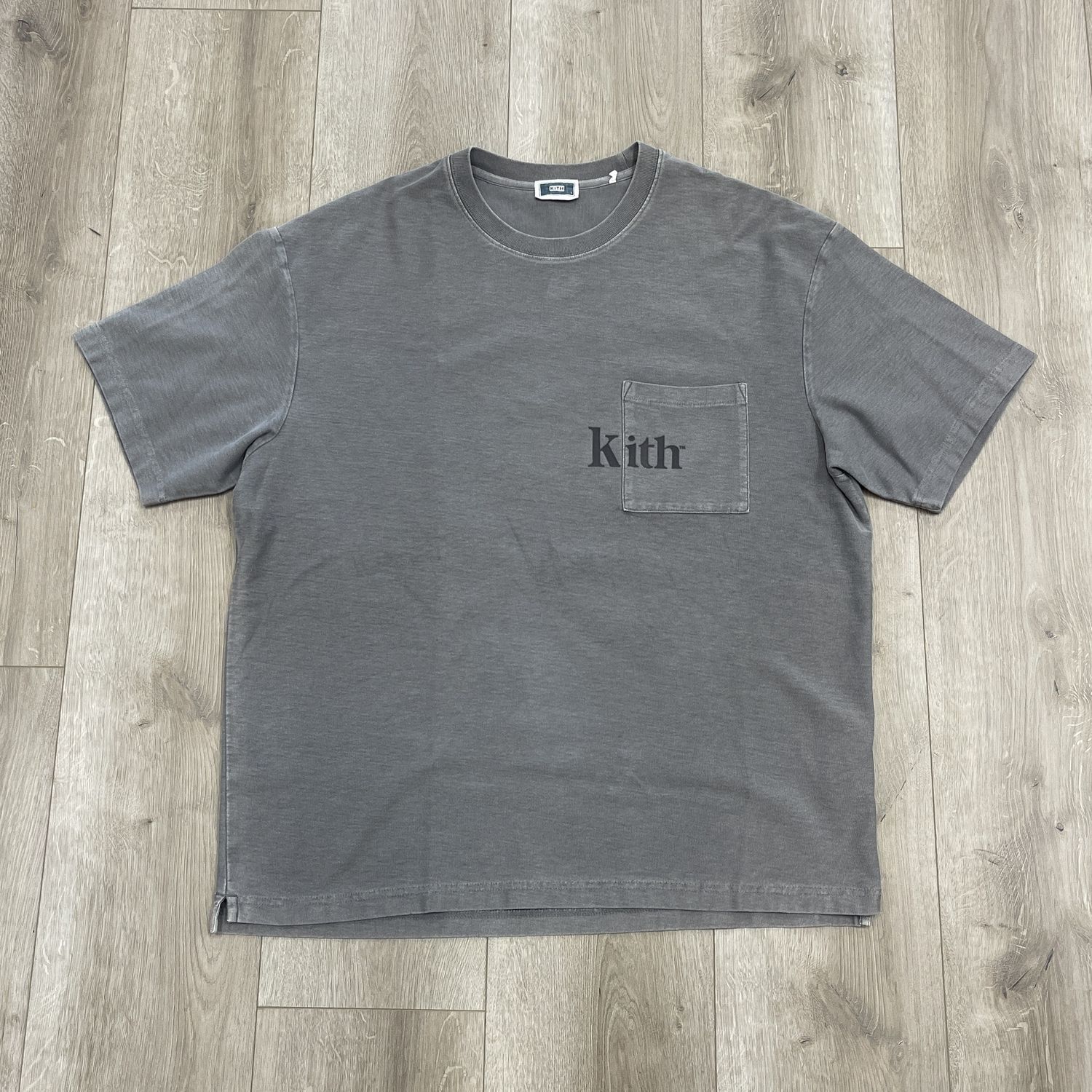 Kith Pocket Tee Gray - Pre-Owned, Clothing Size: L, Product Condition: Pre-Owned