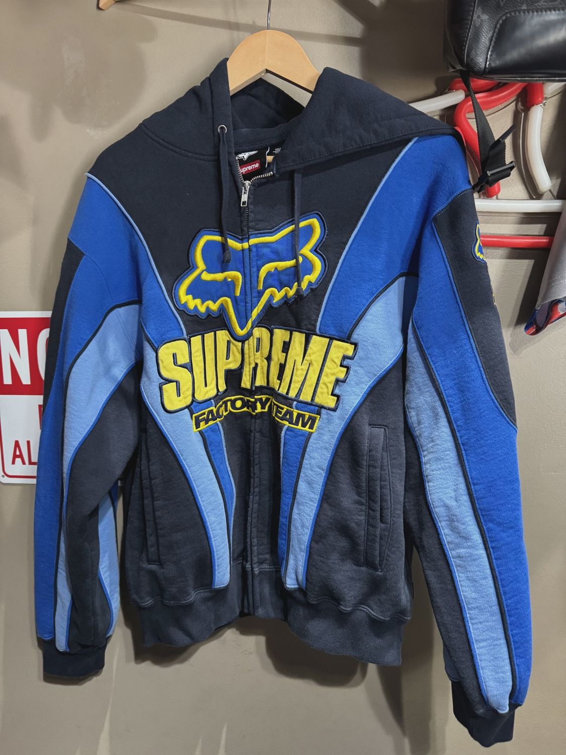 Supreme Fox Racing Zip Up Hooded Sweatshirt Blue • Pre-Owned [5077], Product Condition: Excellent, Shoe Size: M