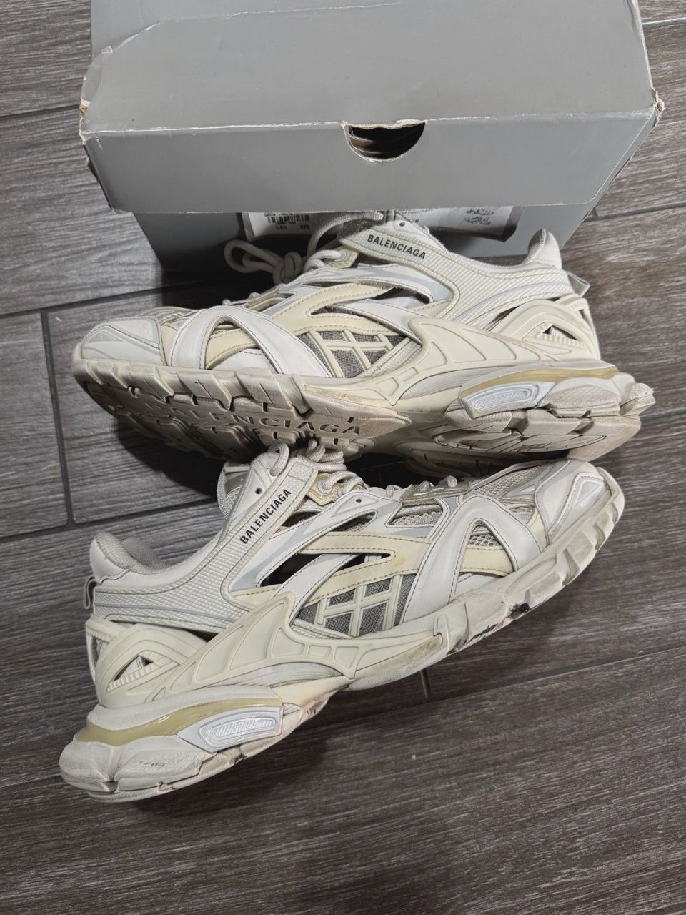 Balenciaga Track 2.0 White Grey • Pre-Owned [2671]