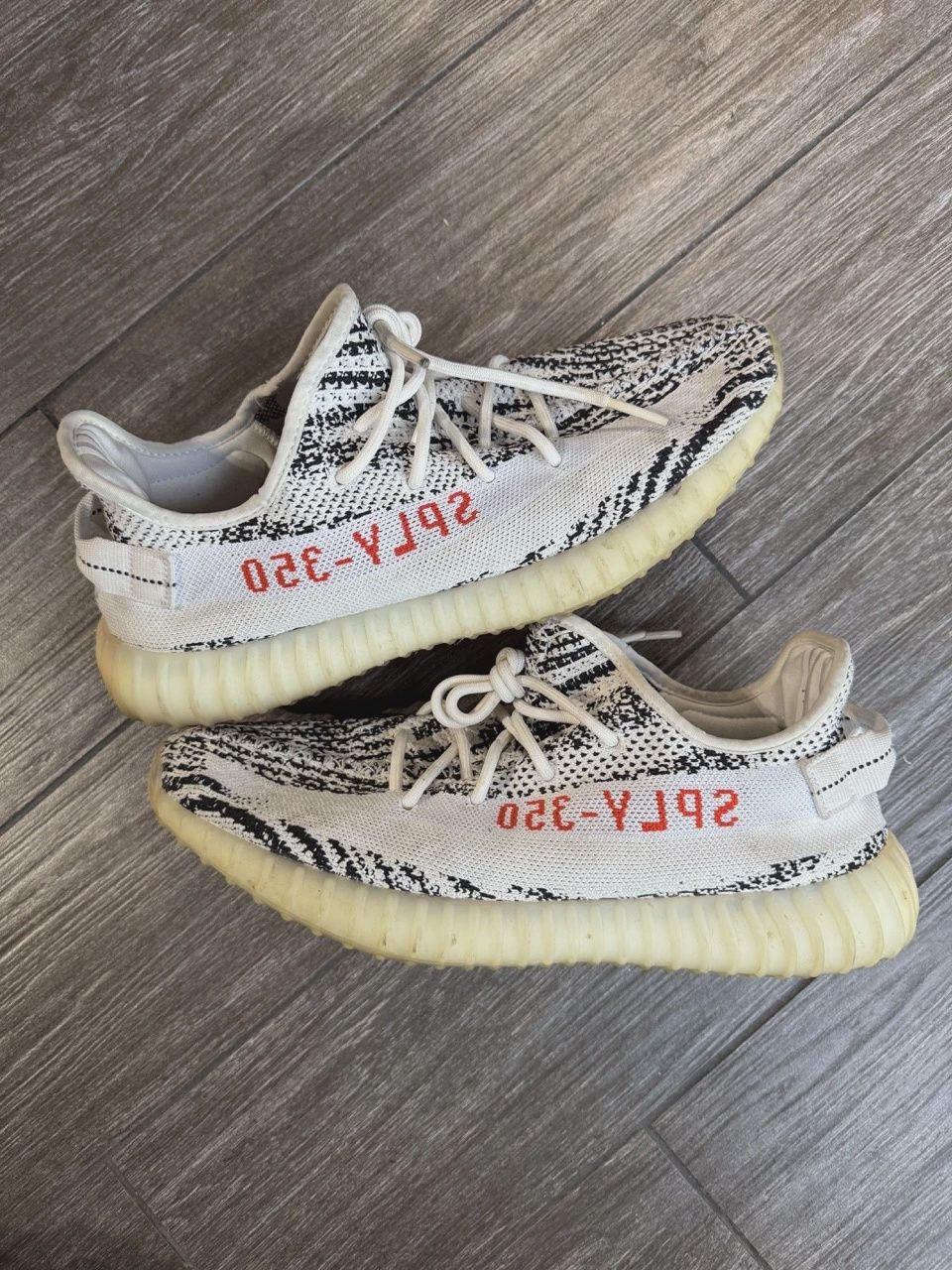 adidas Yeezy Boost 350 V2 Zebra • Pre-Owned [8345]