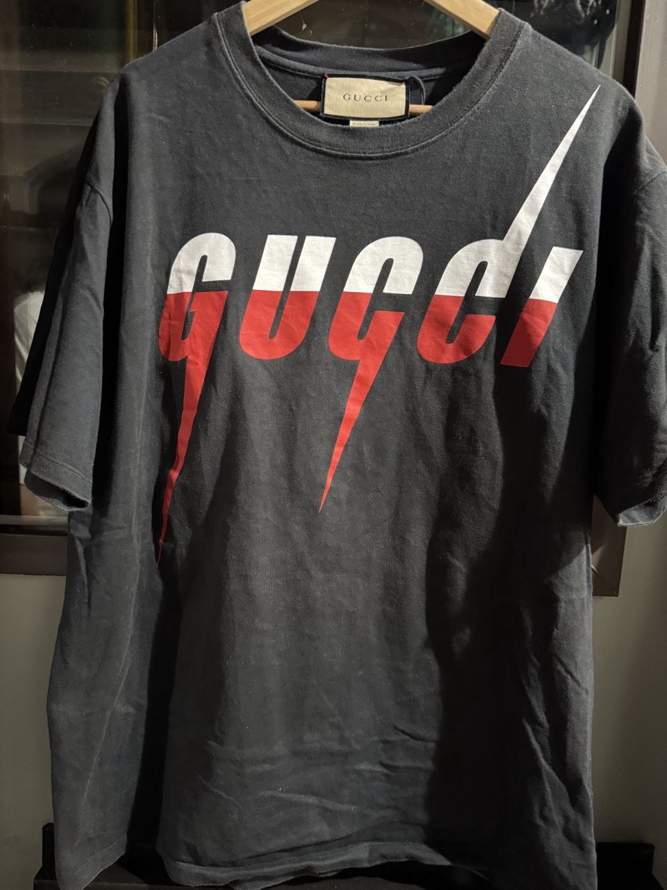 Gucci Blade Print T-shirt Black/Red/White • Pre-Owned