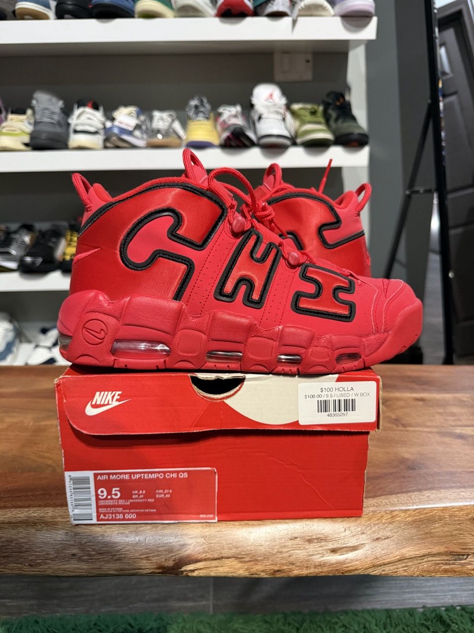 Nike Air More Uptempo Chicago • Pre-Owned, Product Condition: Pre-Owned, Shoe Size: US M 9.5