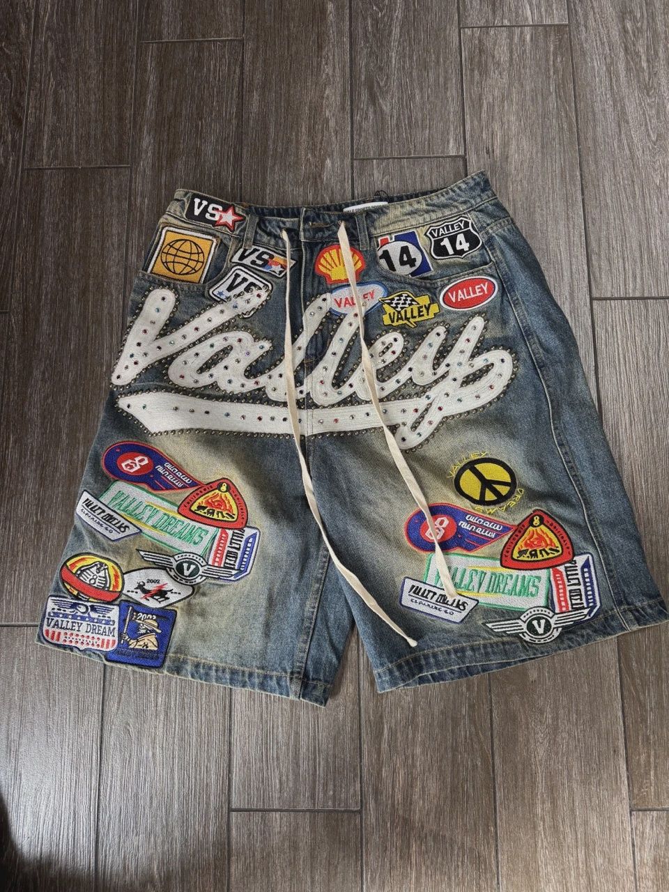 Vale Blue Denim Patchwork Shorts Size 30 • Pre-Owned • Pre-Owned [0754]