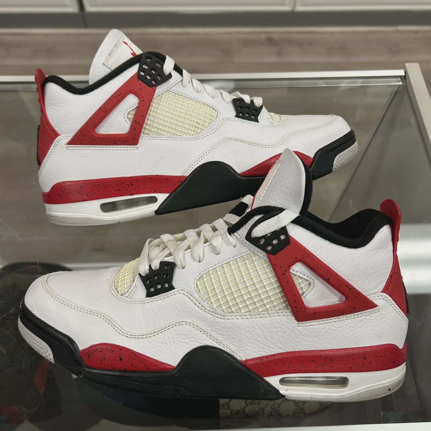 Air Jordan 4 Retro Red Cement NO BOX • Pre-Owned [1382]
