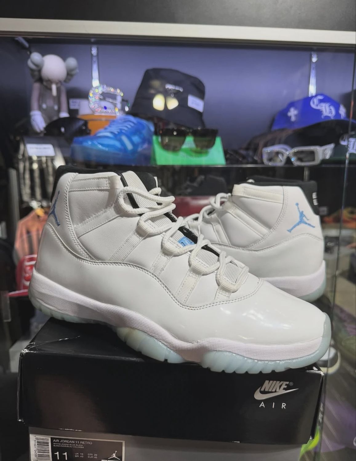 Air Jordan 11 Retro Legend Blue (2024) • Pre-Owned [2466]