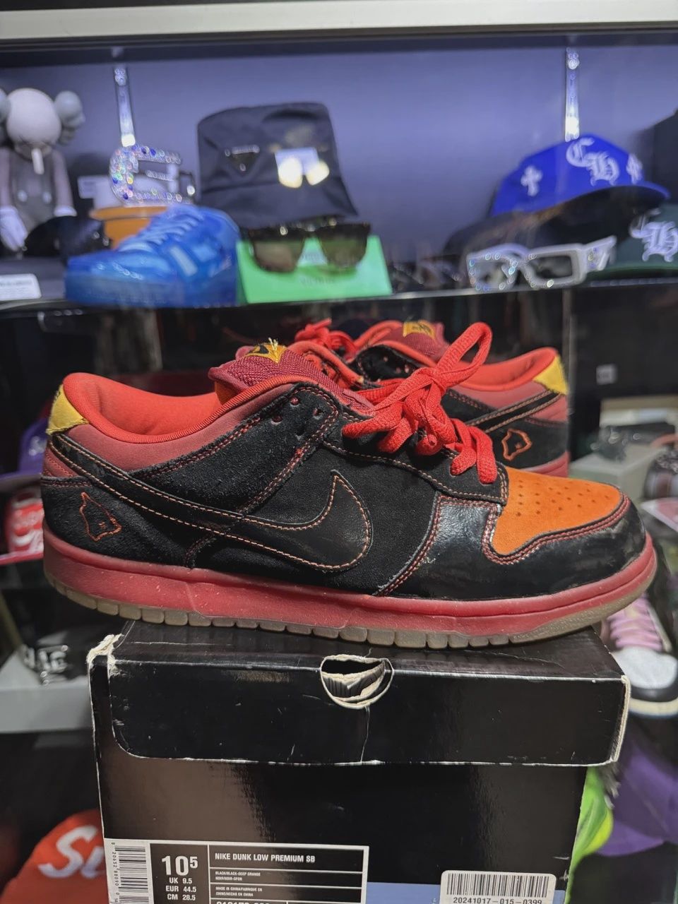 Nike SB Dunk Low Hawaii • Pre-Owned [8385]