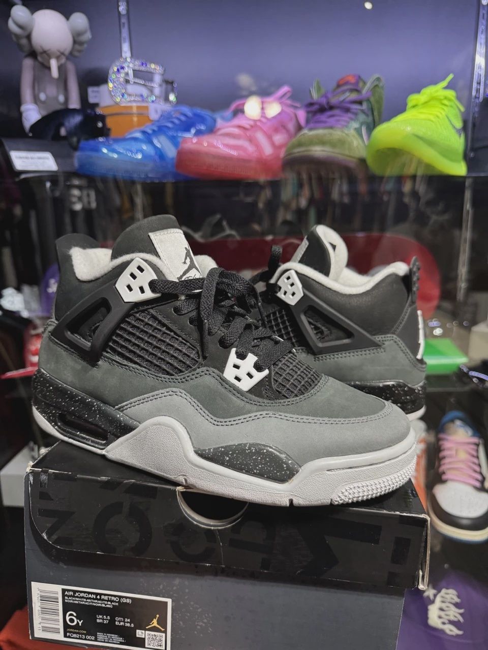 Air Jordan 4 Retro Fear (2024) (Grade School) • Pre-Owned [0242]