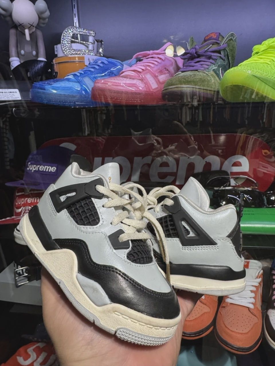 Air Jordan 4 Retro Platinum Gold (Toddler) • Pre-Owned [1588]