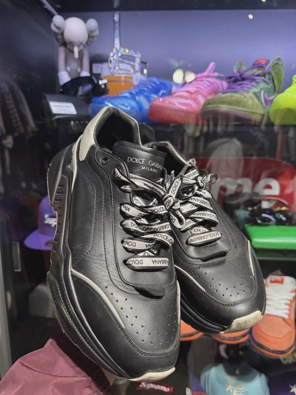 Dolce Gabbana Sneaker size 11 • Pre-Owned [1169]