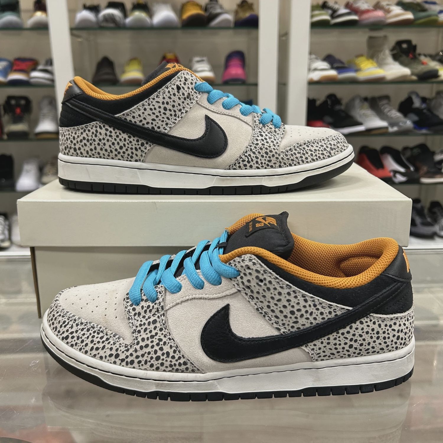Nike SB Dunk Low Electric Pack Olympic Safari • Pre-Owned [4890]