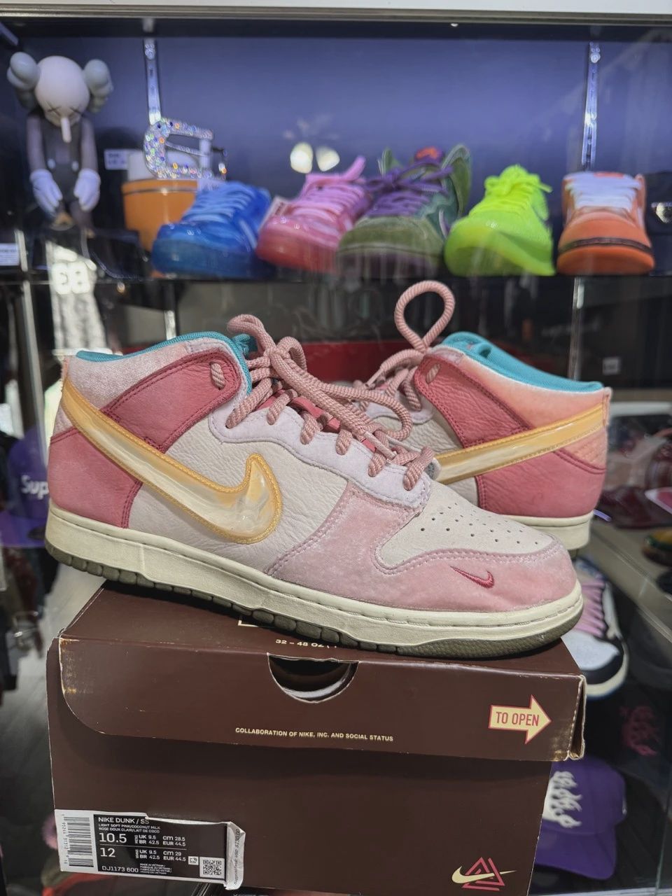 Nike Dunk Mid Social Status Free Lunch Strawberry Milk • Pre-Owned [6805]