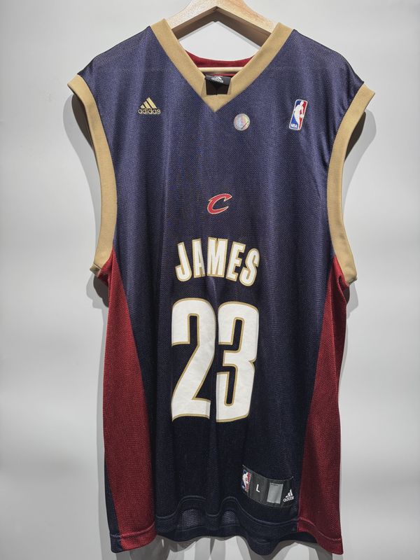 Cavaliers LeBron James Jersey • Pre-Owned [5498]