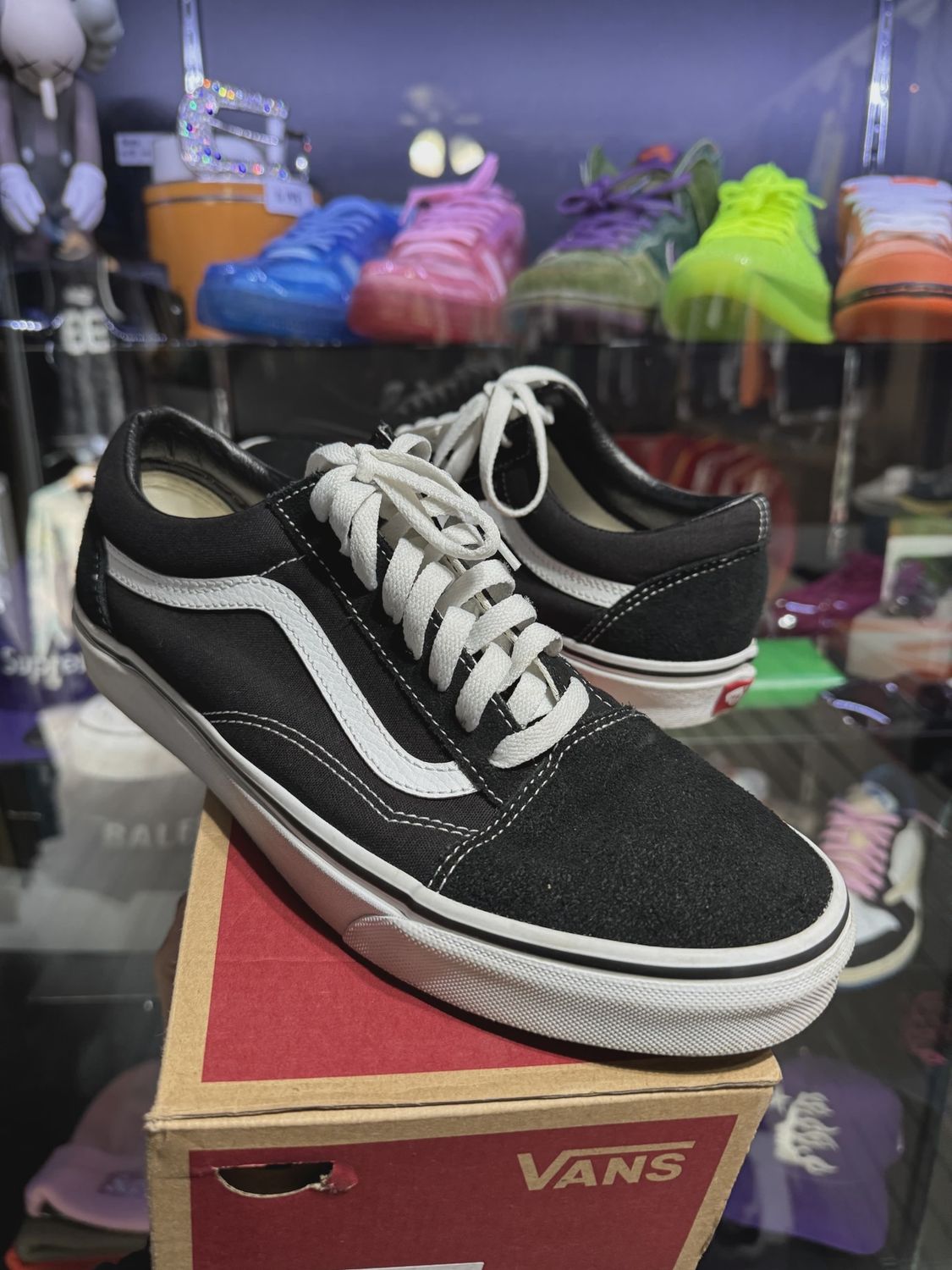 Vans Old Skool Black White • Pre-Owned [1827]