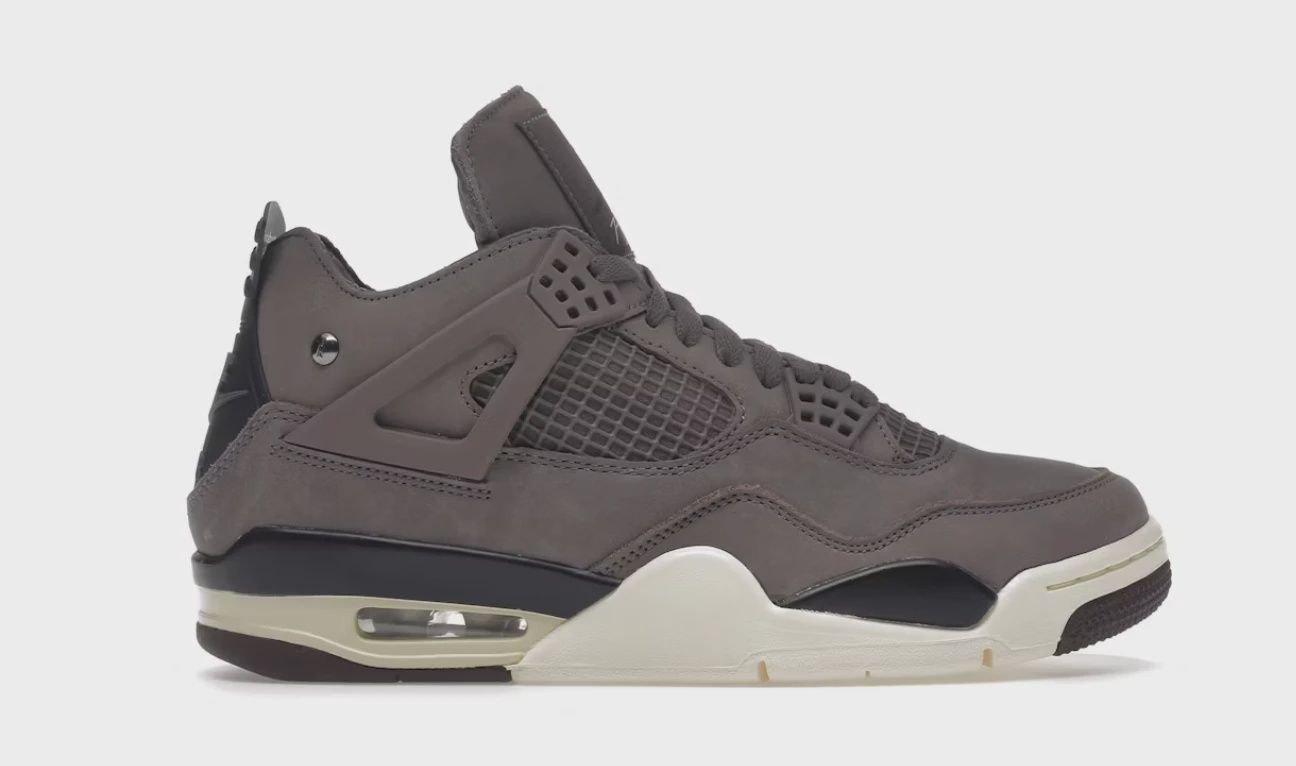 Jordan 4 Retro SP A Ma Maniére Violet Ore • Pre-Owned [0694]