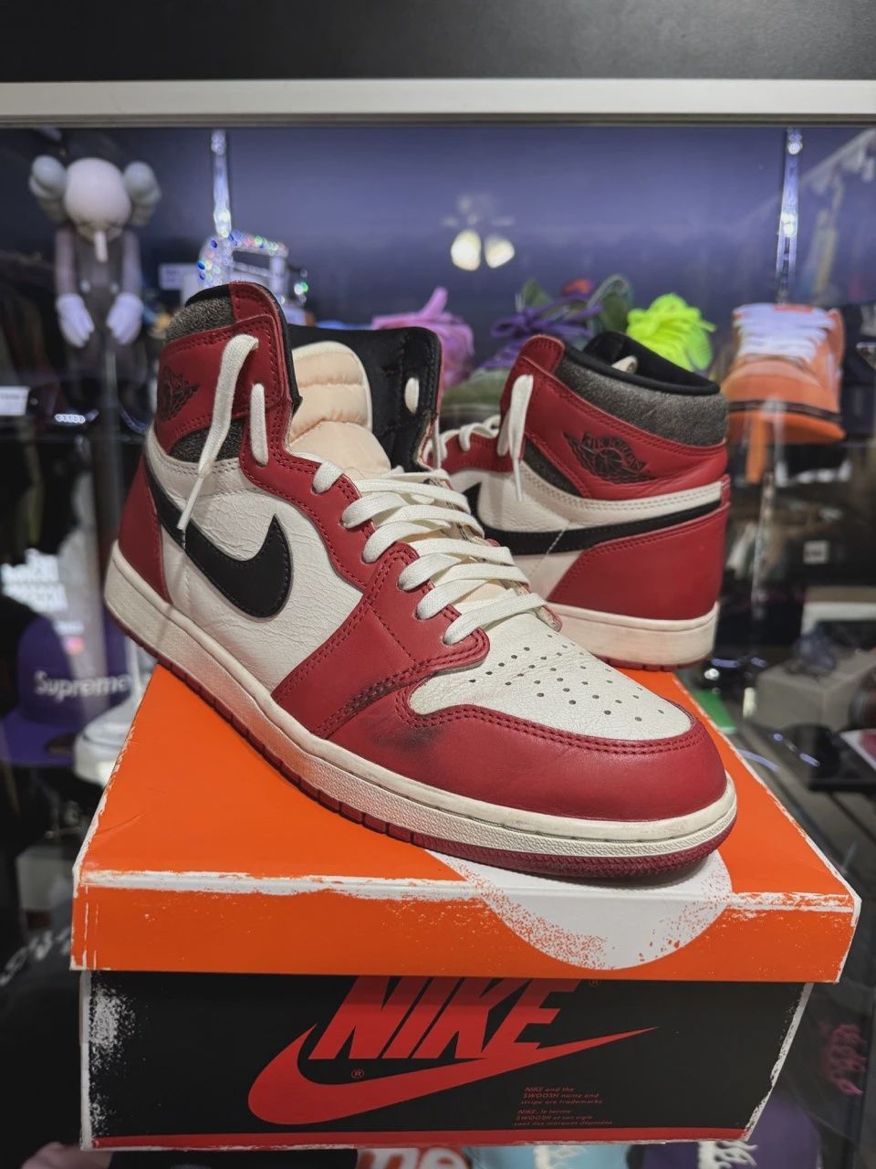 Air Jordan 1 Retro High Original Chicago Lost and Found • Pre-Owned [4926]