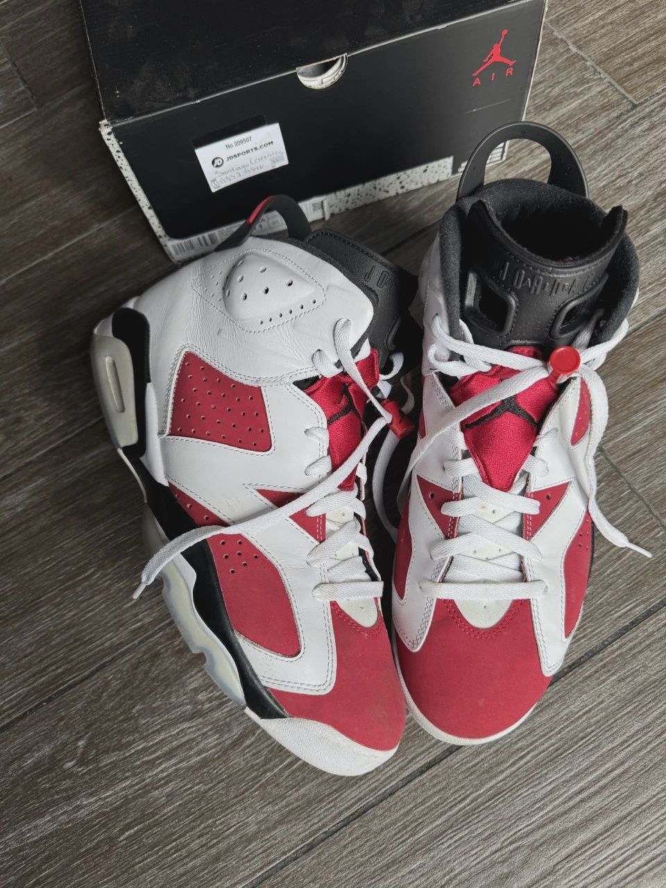 Air Jordan 6 Retro Carmine (2021) • Pre-Owned [6486]