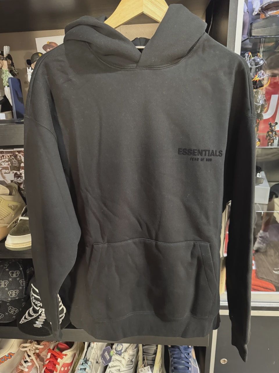 Essentials Hoodie Stretch Limo size Medium • Brand New [8583]