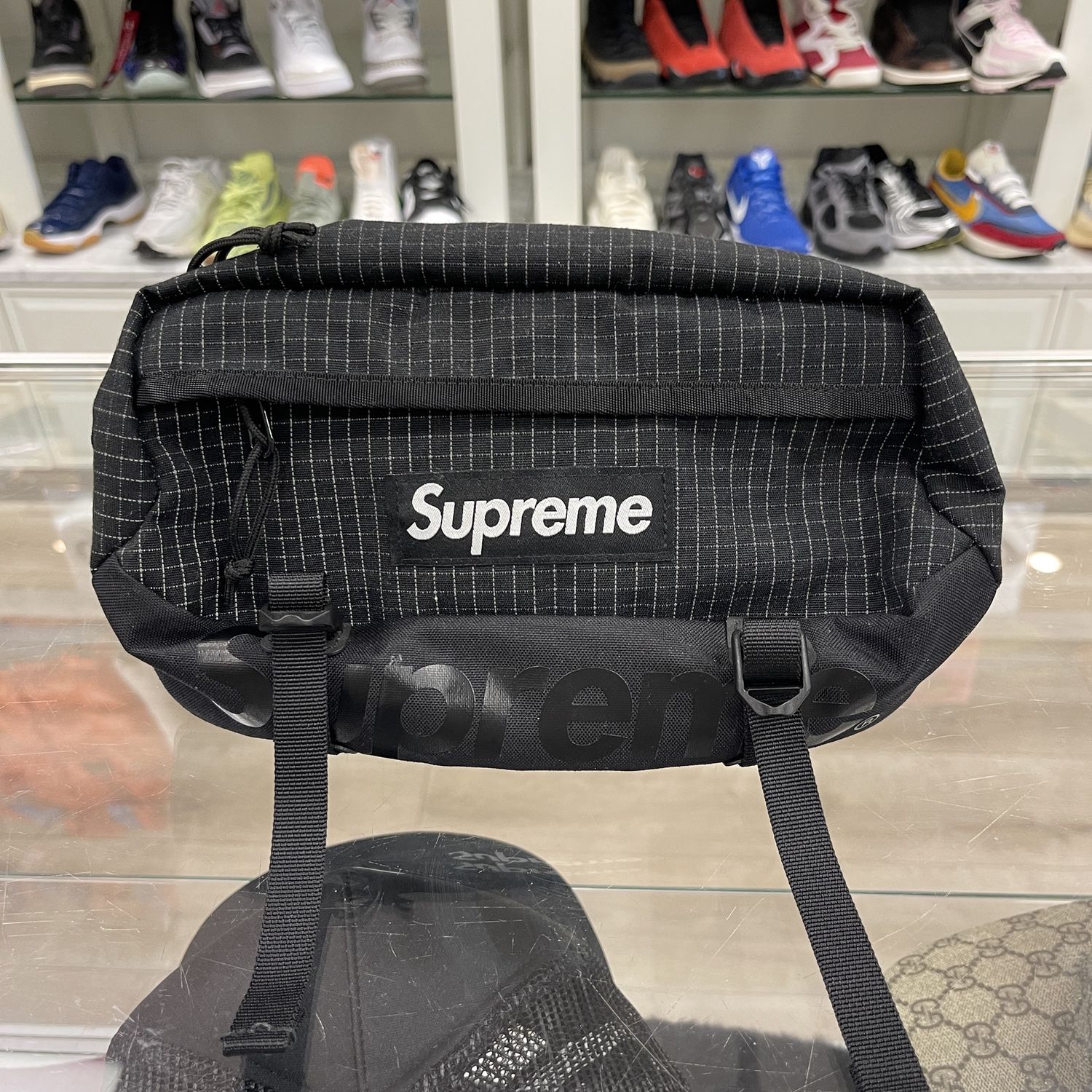 Supreme Bag Flannel Black - Pre-Owned, Accessory Size: One Size, Product Condition: Pre-Owned