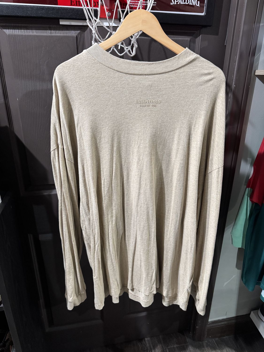 Essentials Center Logo Long Sleeve Light Tan / M - Pre Owned [3445], Clothing Size: M, Product Condition: Pre-Owned