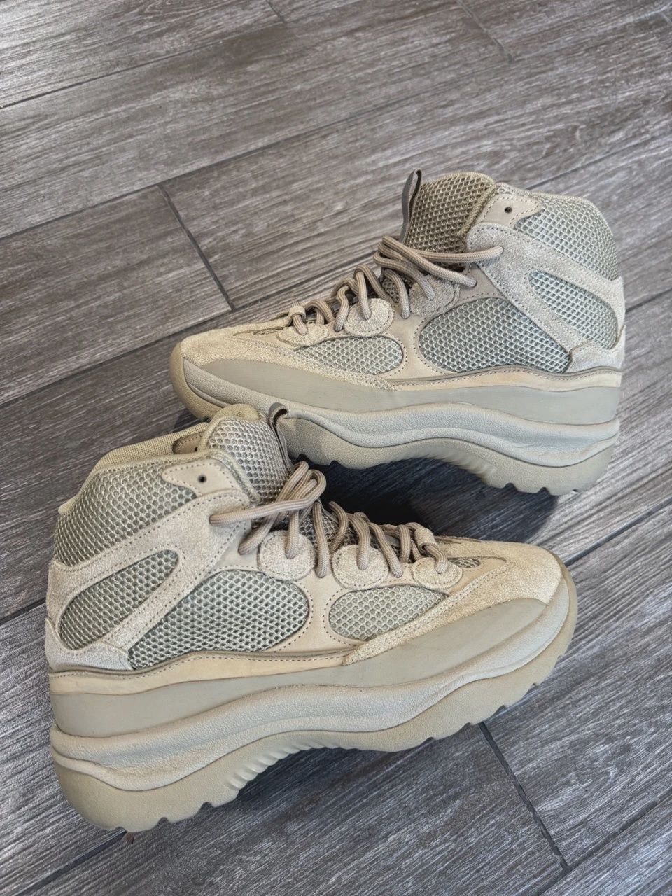 adidas Yeezy Desert Boot Rock • Pre-Owned [6394]