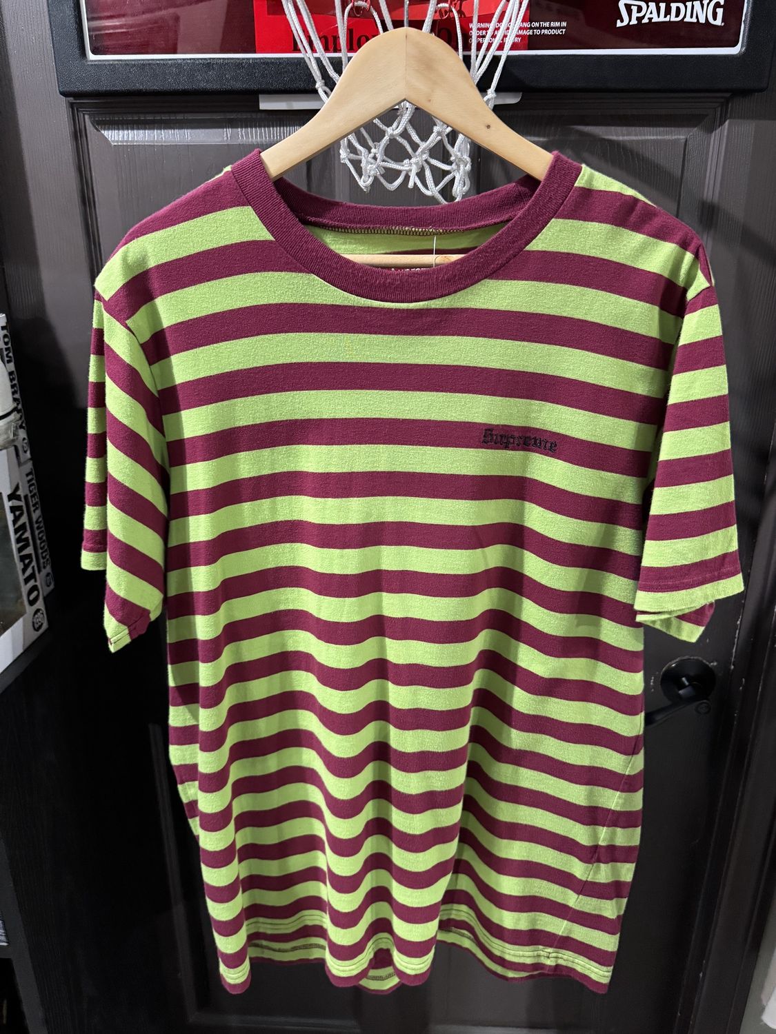 Supreme Bar Stripe Tee Green Red / L - Pre Owned [4436], Clothing Size: L, Product Condition: Pre-Owned