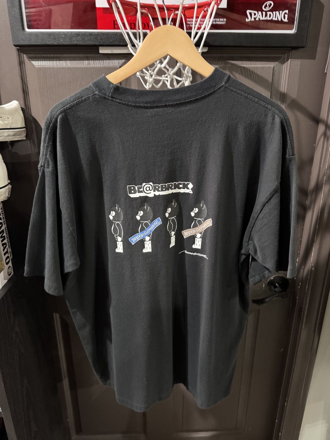 Bearbrick Bridge Ship House Junred Tee / L - Pre Owned [2346], Clothing Size: L, Product Condition: Pre-Owned