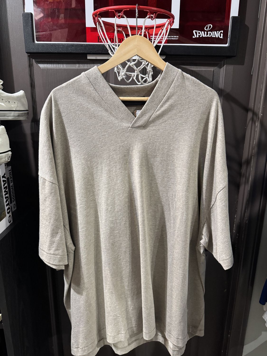 Fear of God Essentials V-Neck Tee Dark Heather Oatmeal / L - Pre Owned [3455], Clothing Size: L, Product Condition: Pre-Owned