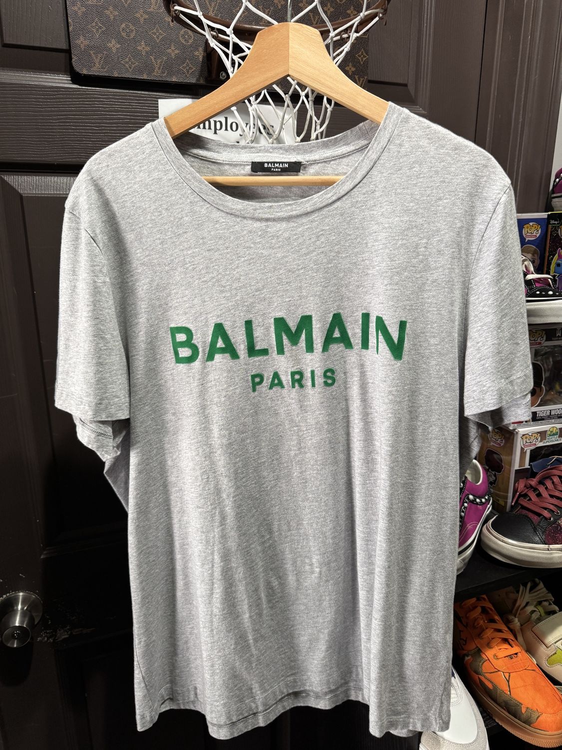Balmain Paris Grey T Shirt Green Logo / XXL - Pre Owned [0001], Clothing Size: XXL, Product Condition: Pre-Owned