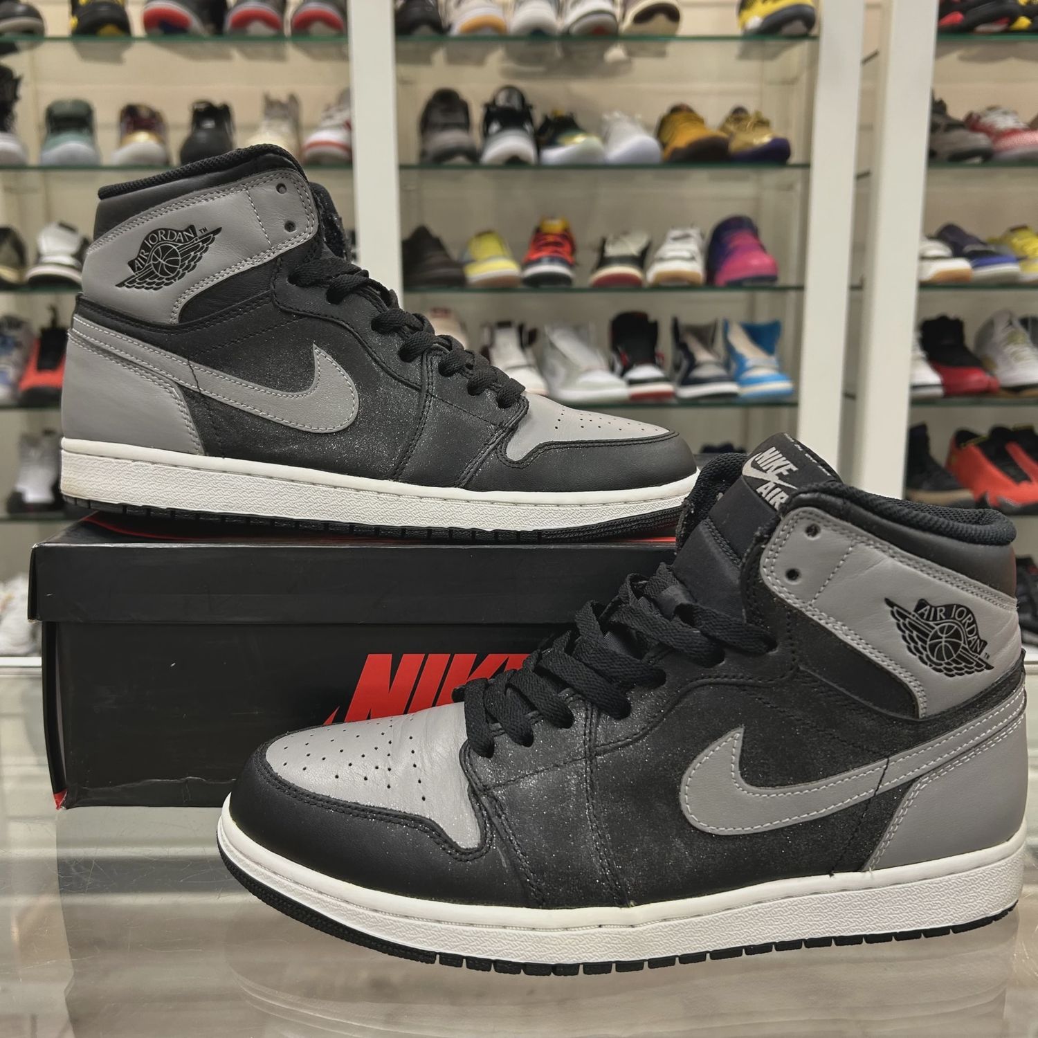Air Jordan 1 Retro Shadow (2013) • Pre-Owned [1741]