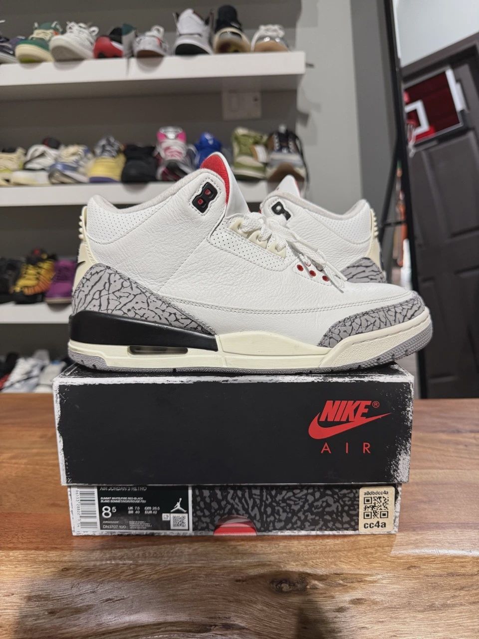 Air Jordan 3 Retro White Cement Reimagined • Pre-Owned [4300]