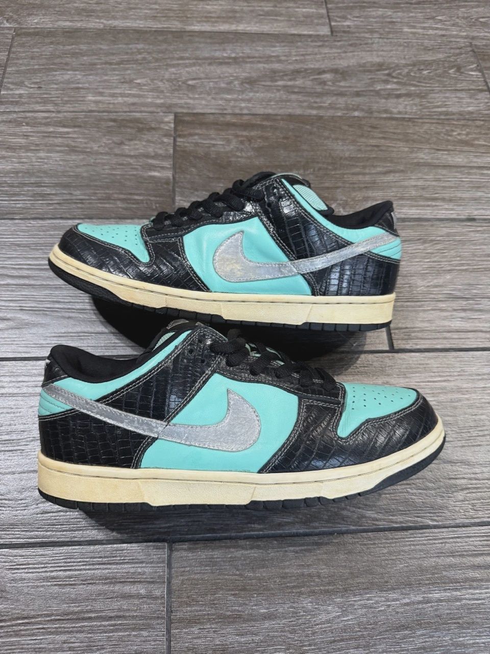Nike SB Dunk Low Diamond Supply Co. • Pre-Owned [2343]