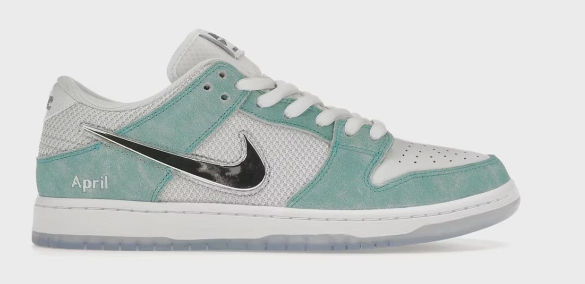 Nike SB Dunk Low April Skateboards • Brand New [5641]