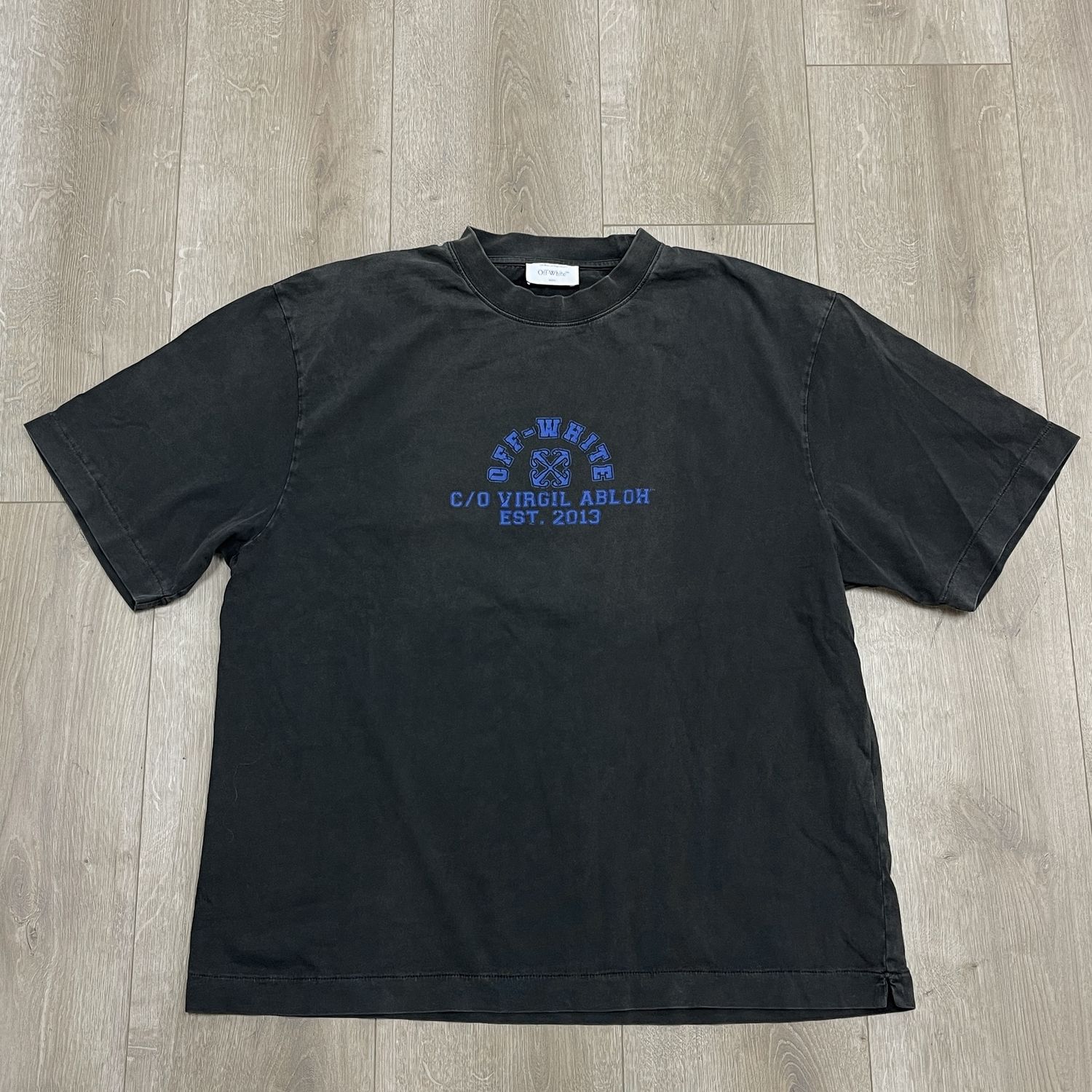 Off-White Washed Est 13 Skate T-shirt - Pre-Owned, Clothing Size: L, Product Condition: Pre-Owned