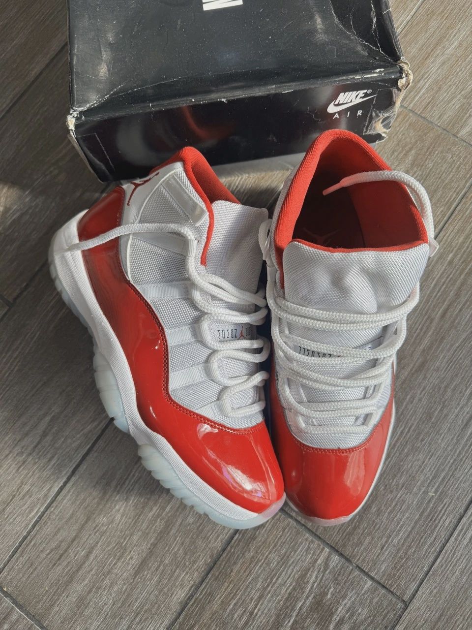 Air Jordan 11 Retro Cherry (2022) • Pre-Owned [9040]