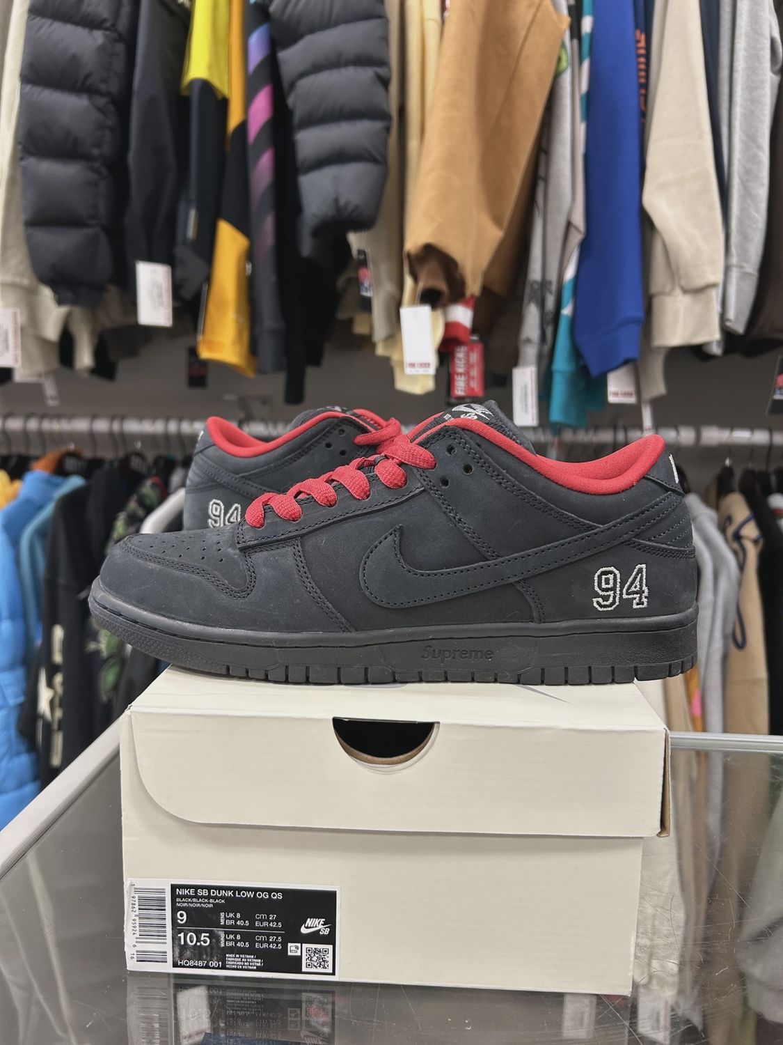 Nike SB Dunk Low Supreme 94 Black • Pre-Owned [9502]